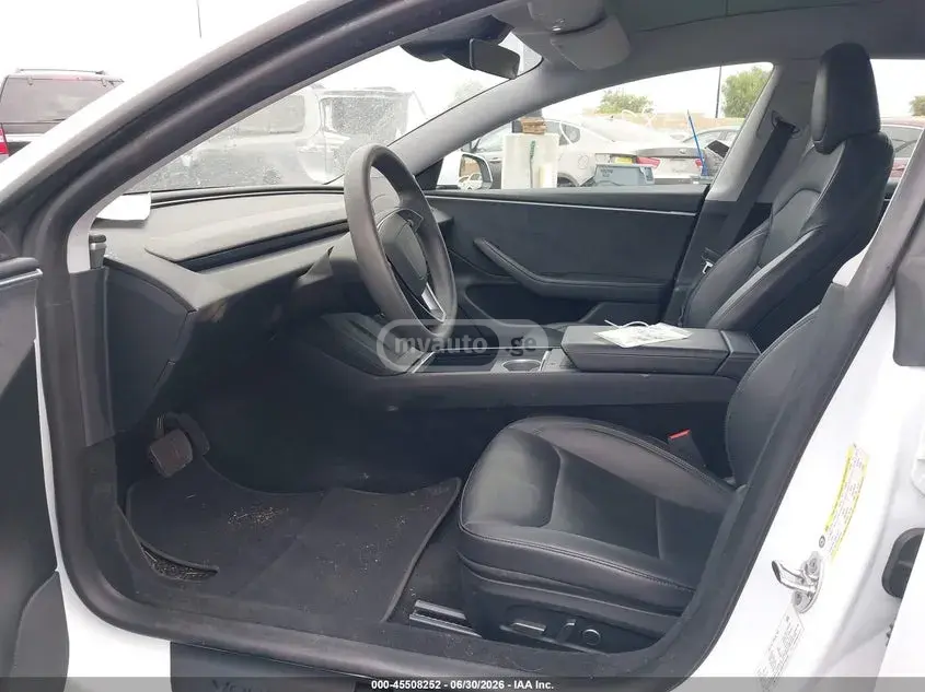 Tesla Model 3, миниатюра 4