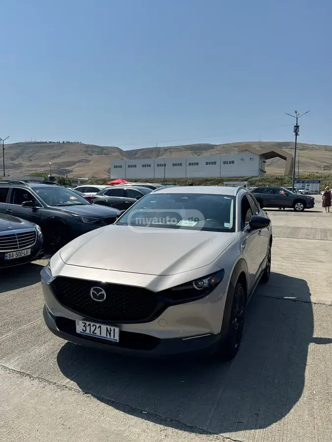 Mazda CX-30, фото 1