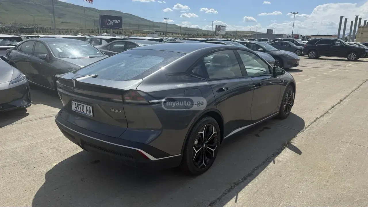 Changan Deepal SL03