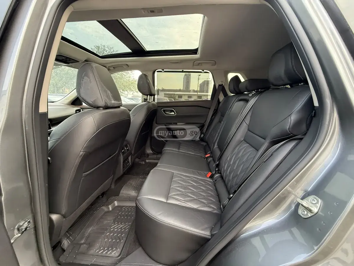 Nissan Rogue