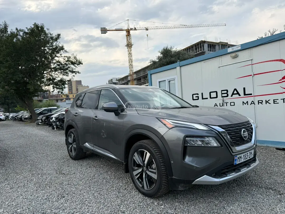 Nissan Rogue 