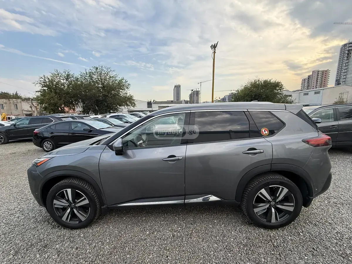 Nissan Rogue
