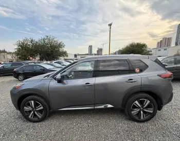 Nissan Rogue 