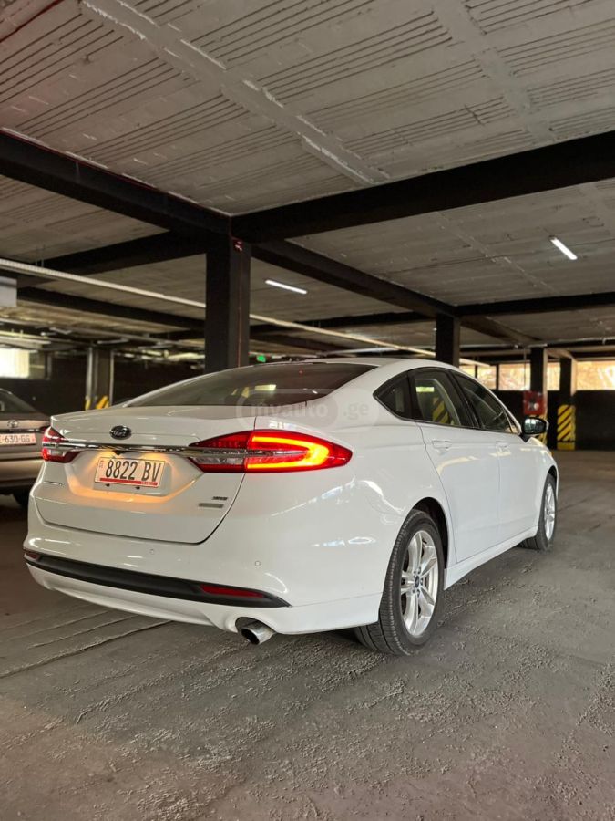 Ford Fusion 