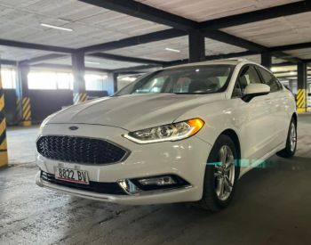 Ford Fusion 