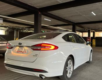Ford Fusion 