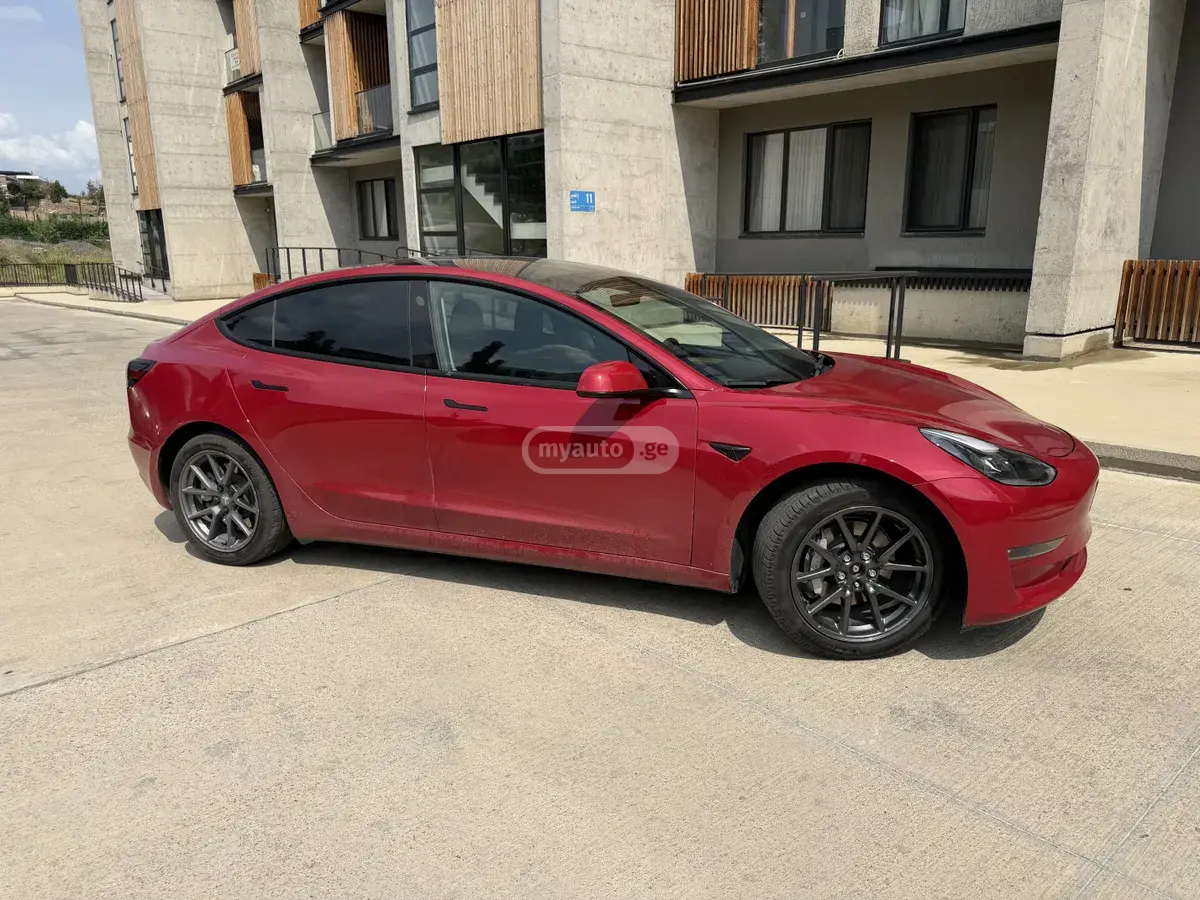 Tesla Model 3, миниатюра 4
