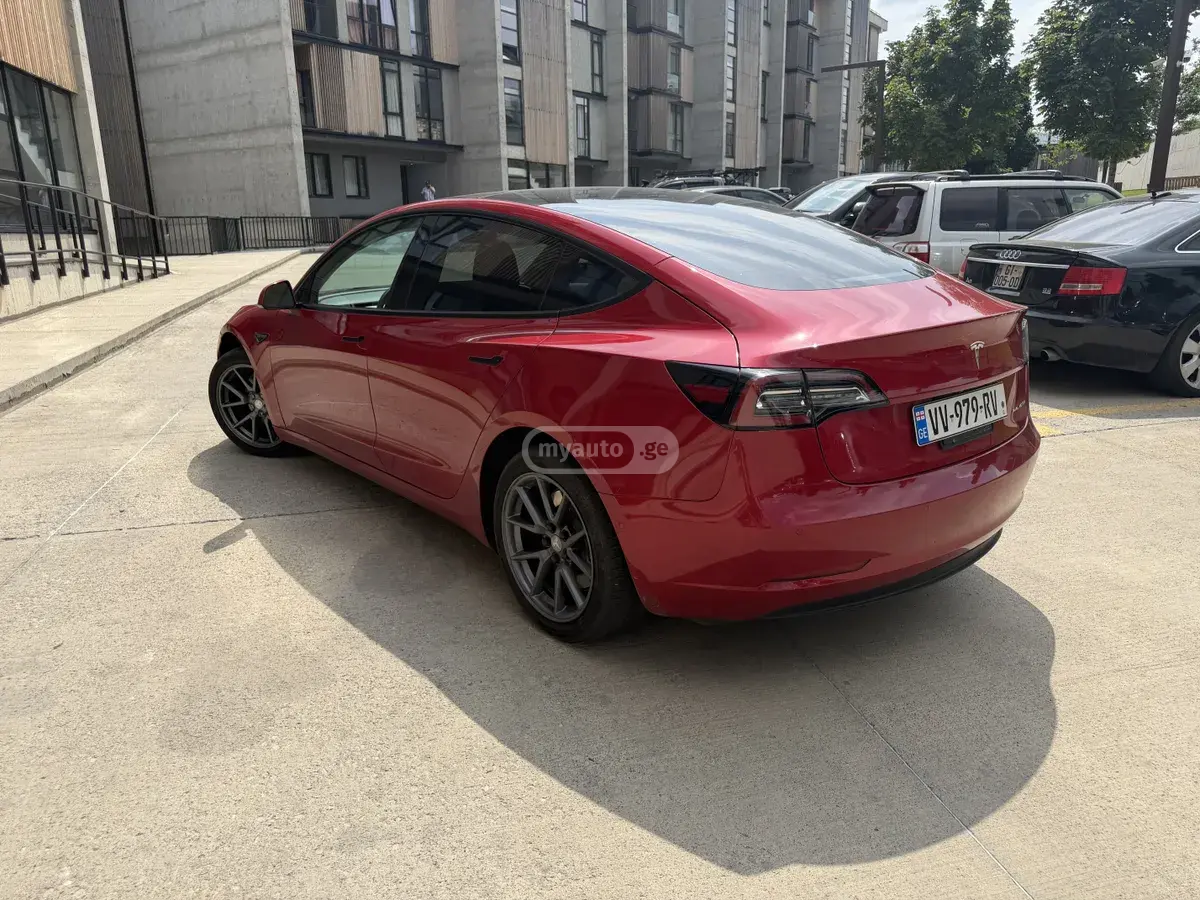 Tesla Model 3, миниатюра 6