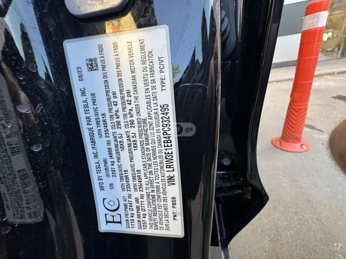 Tesla Model 3, миниатюра 13