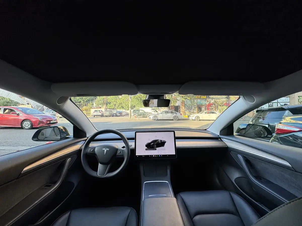 Tesla Model 3, миниатюра 8