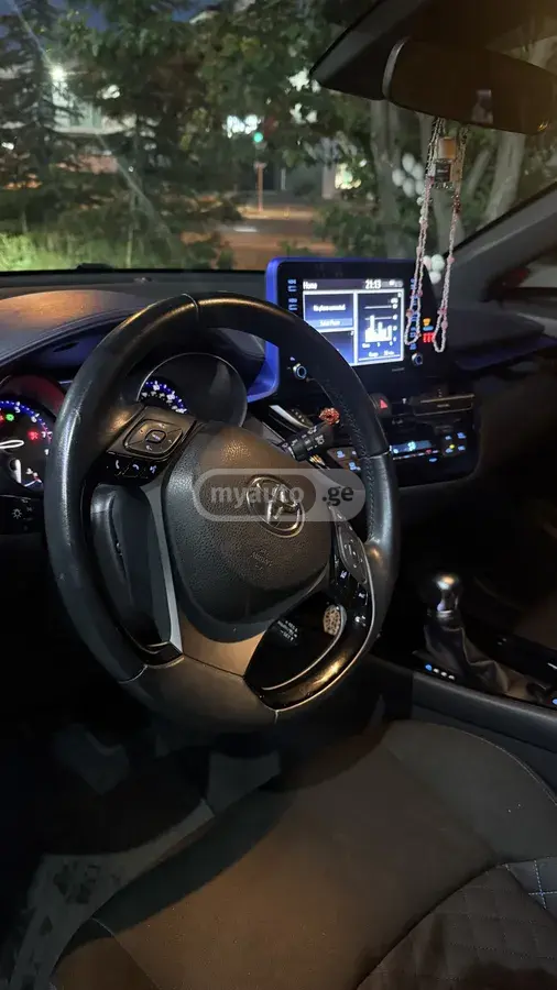Toyota C-HR, миниатюра 7