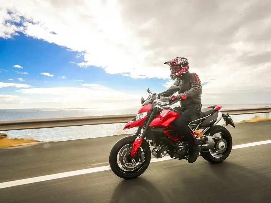 Ducati Hypermotard 950 