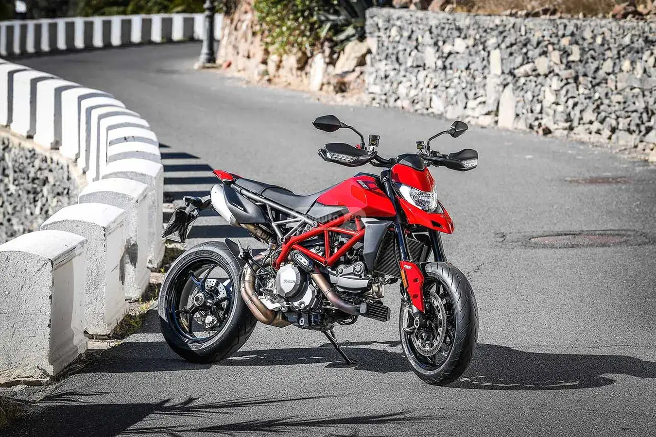 Ducati Hypermotard 950 