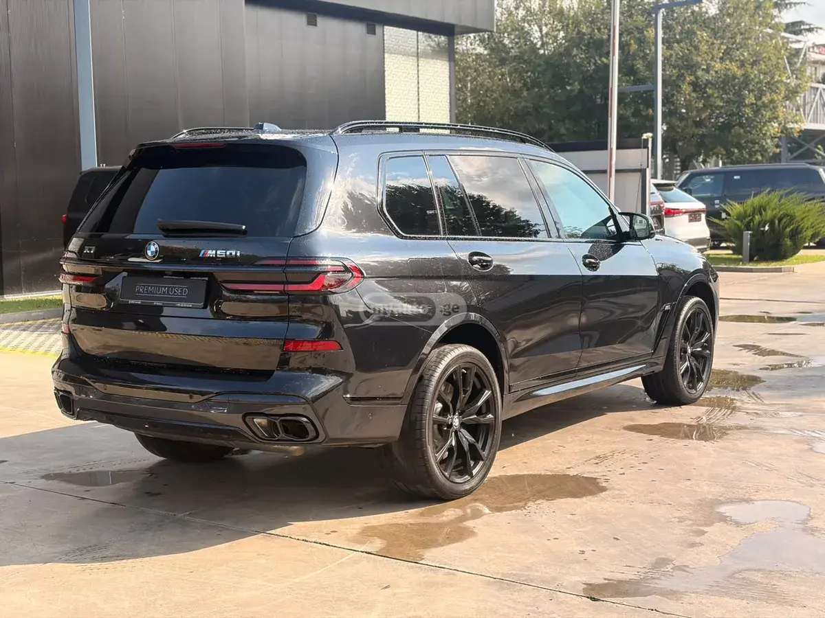 BMW X7 