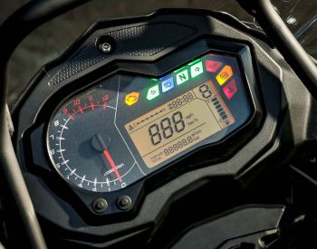  TRK 502X 
