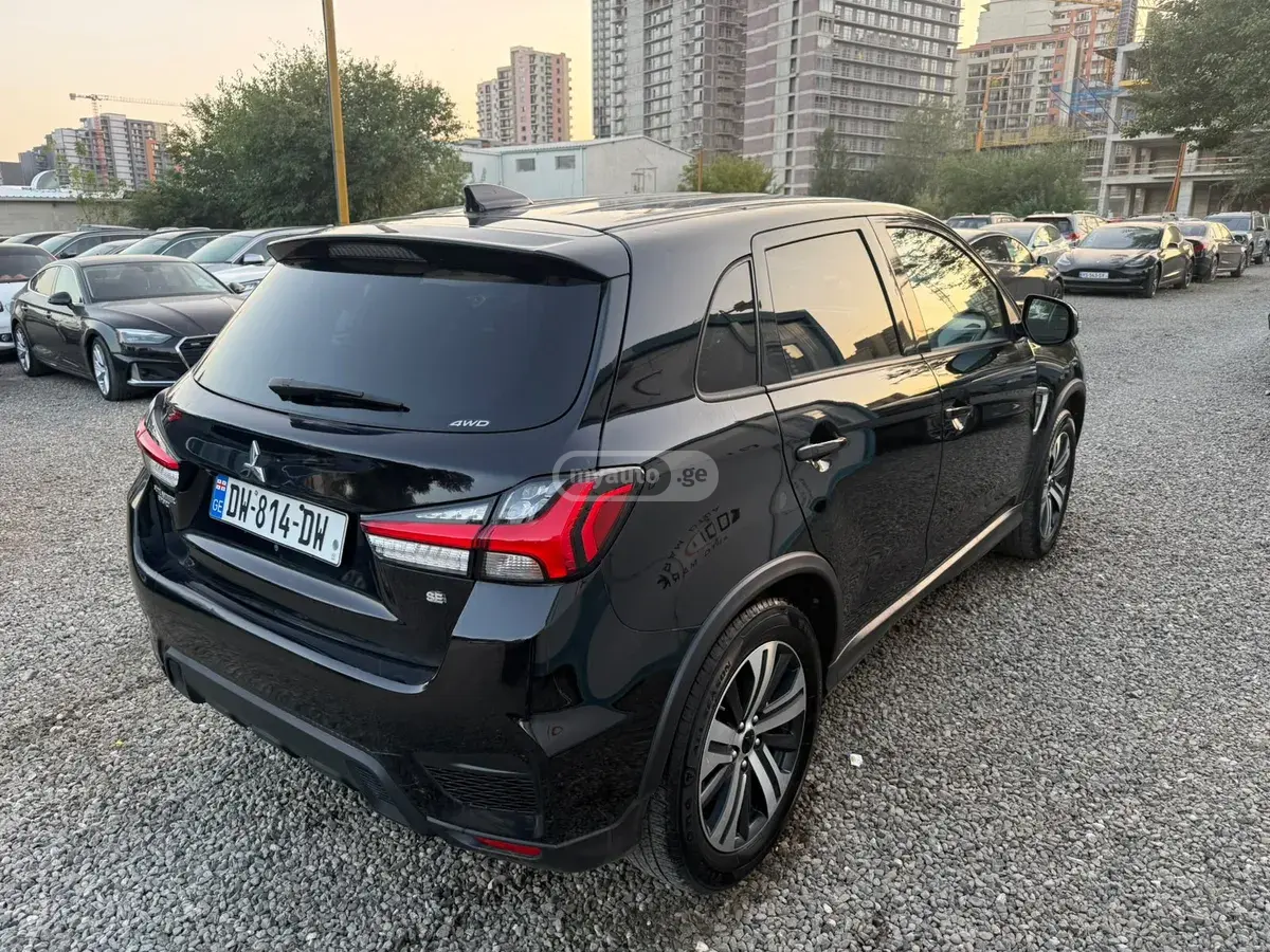 Mitsubishi Outlander Sport 