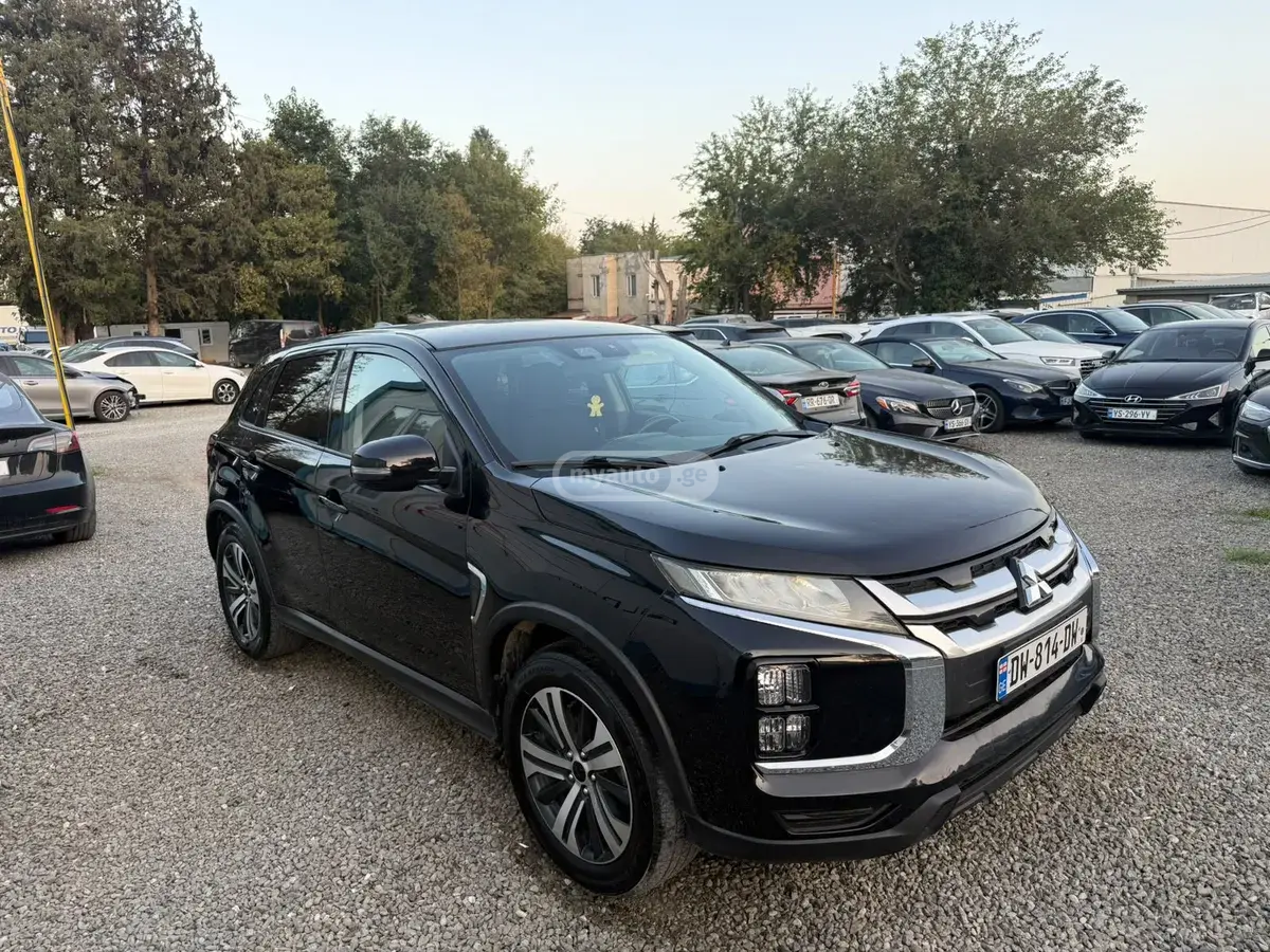 Mitsubishi Outlander Sport 