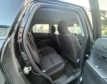Mitsubishi Outlander Sport 