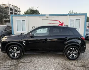Mitsubishi Outlander Sport 