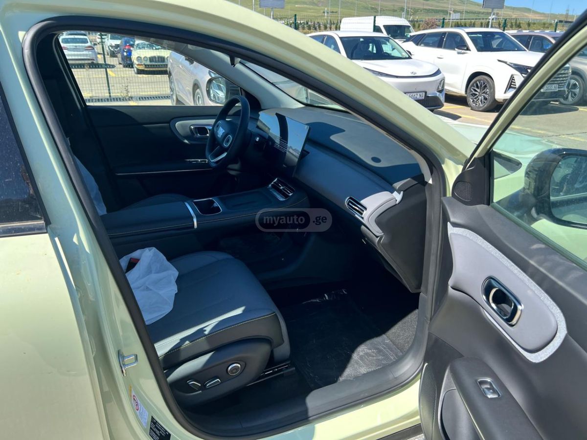 Changan Nevo Q05