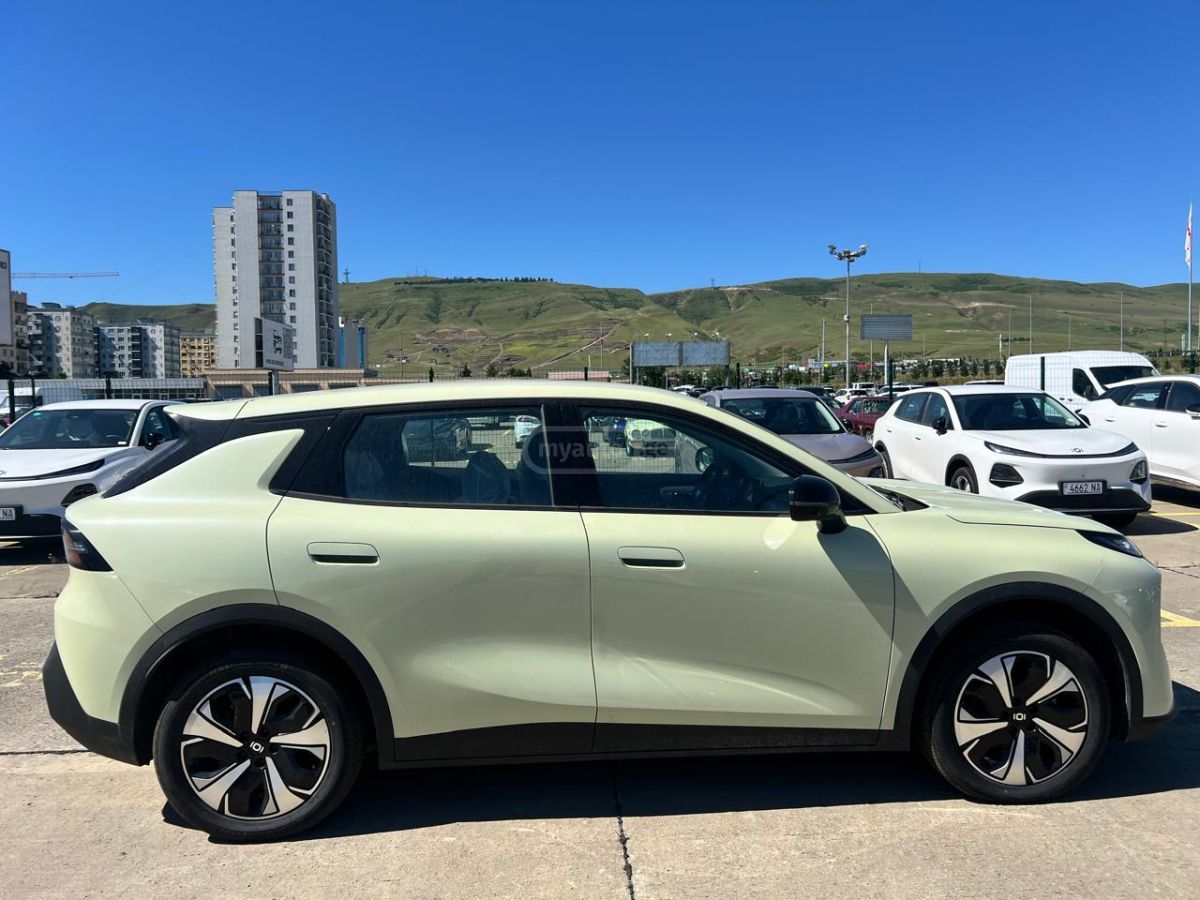 Changan Nevo Q05