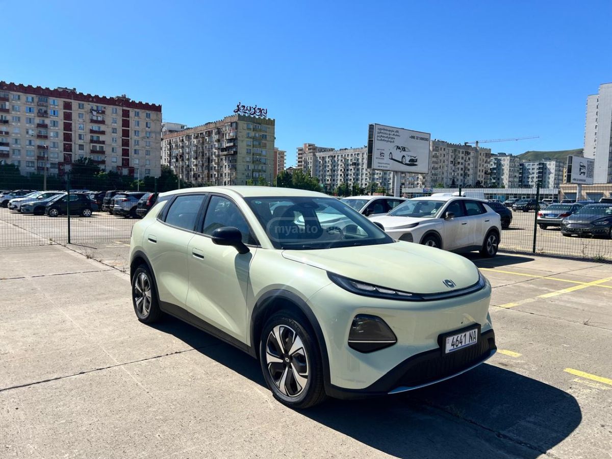 Changan Nevo Q05 