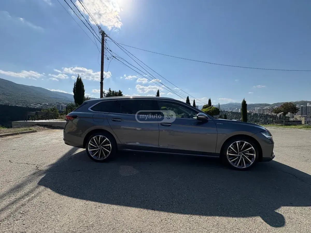 Skoda Superb, миниатюра 5