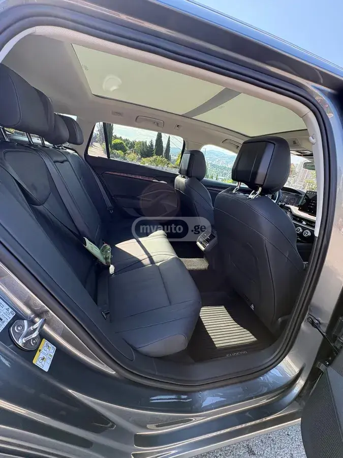 Skoda Superb, миниатюра 9
