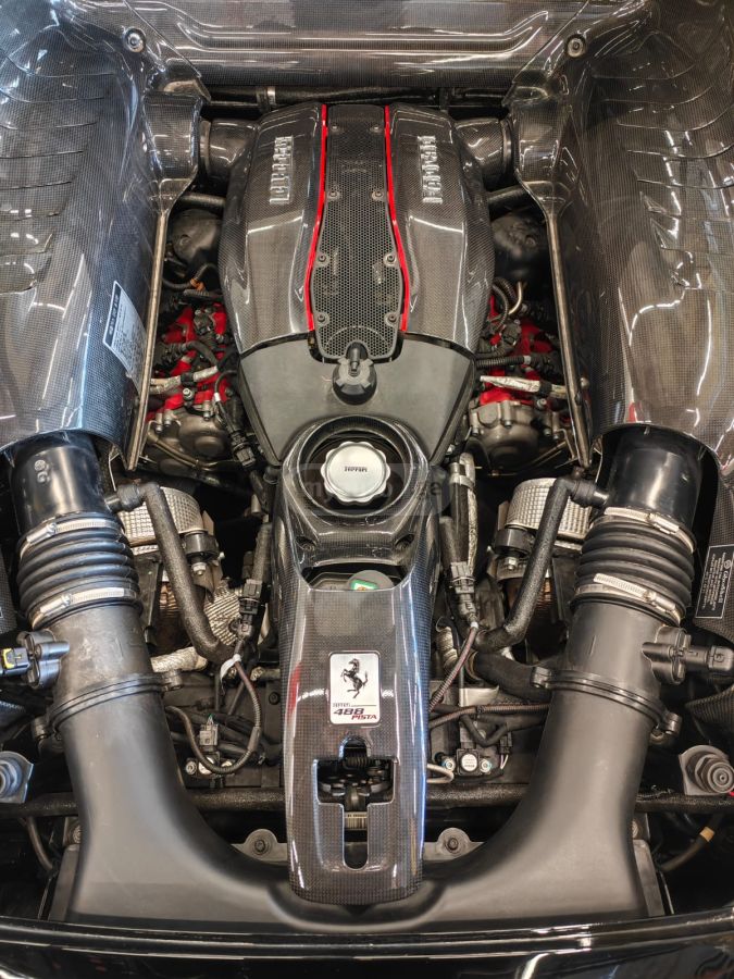 Ferrari 488 Pista
