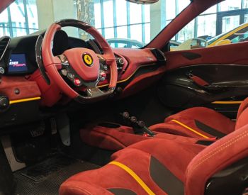 Ferrari 488 Pista 