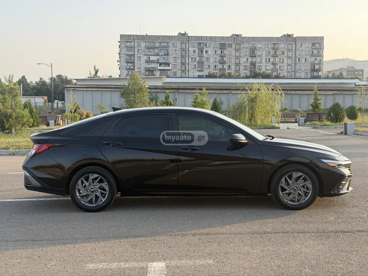 Hyundai Elantra, миниатюра 3