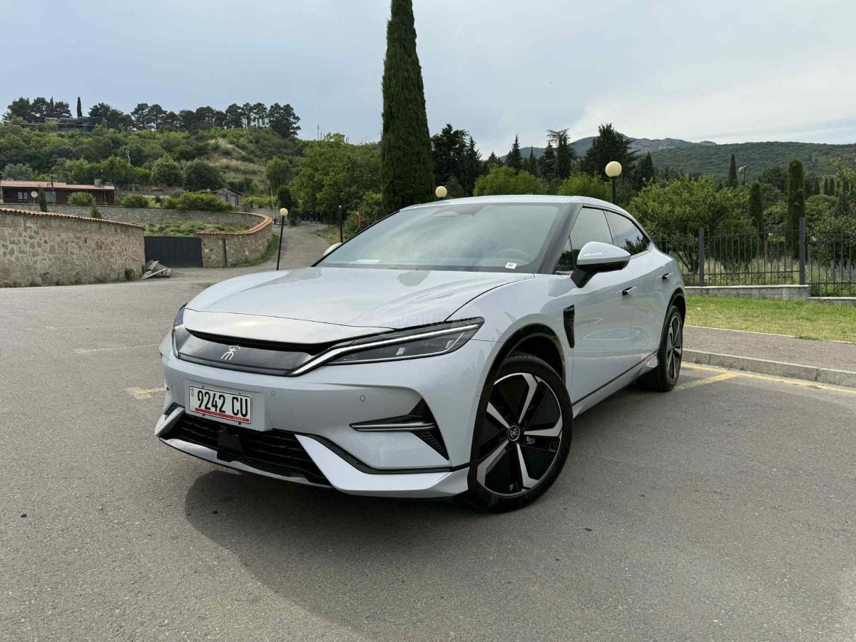 BYD Song L 