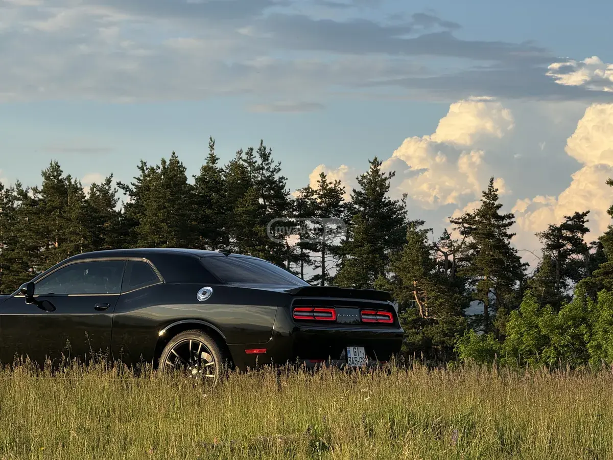 Dodge Challenger, миниатюра 2
