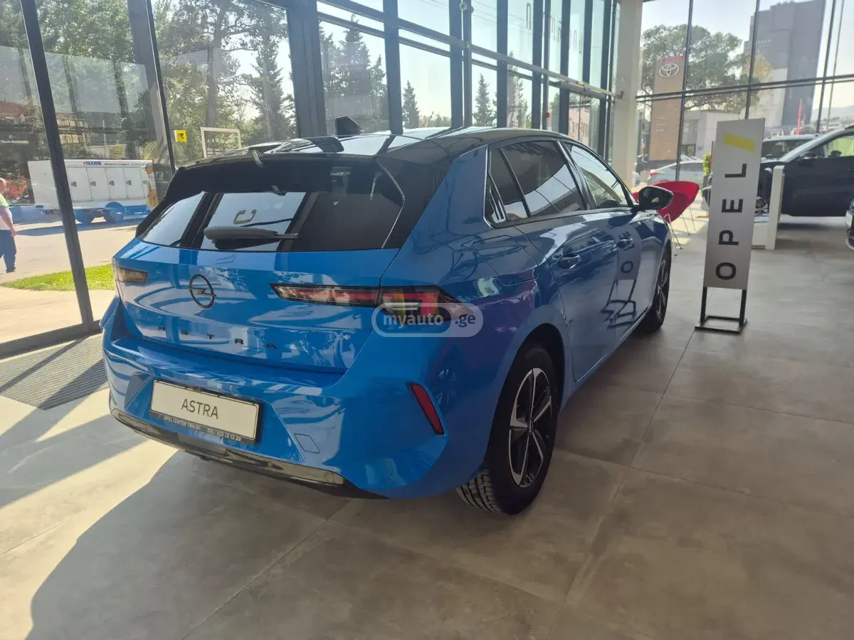 Opel Astra 