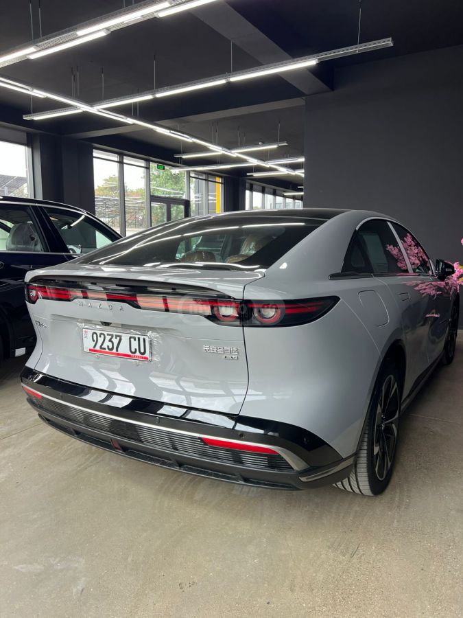 Mazda EZ-6