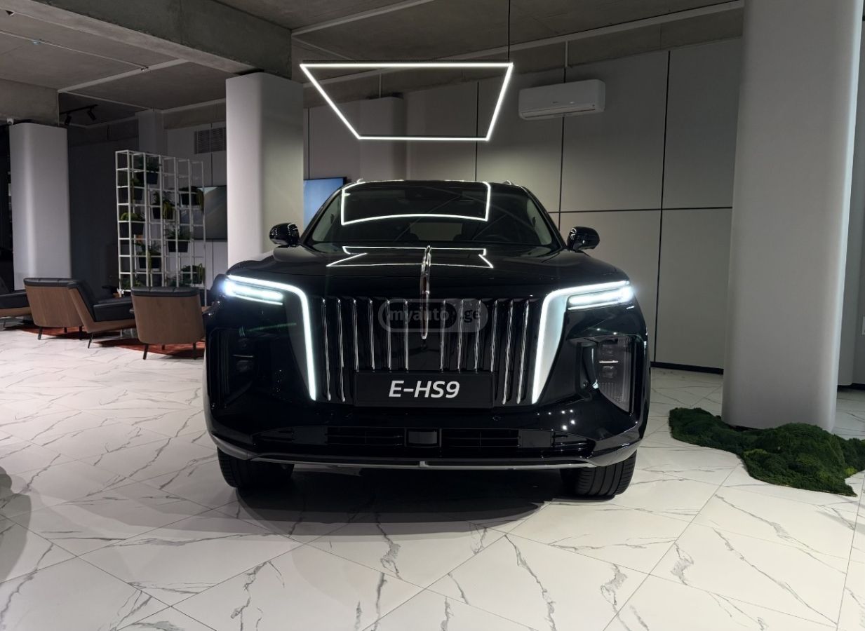 Hongqi E-HS9 