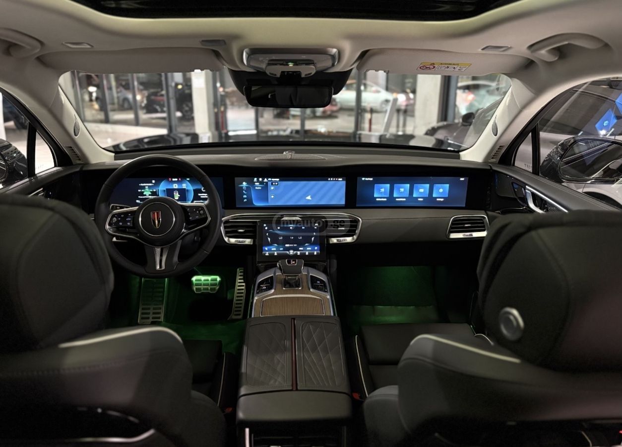 Hongqi E-HS9 