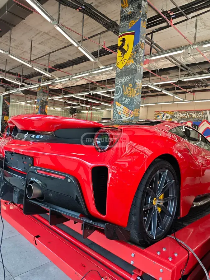 Ferrari 488 Pista