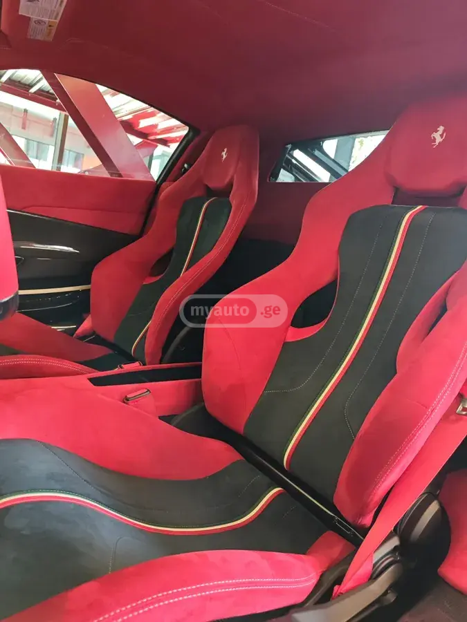 Ferrari 488 Pista 