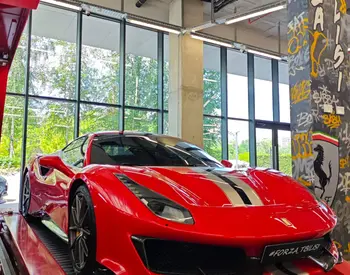Ferrari 488 Pista 