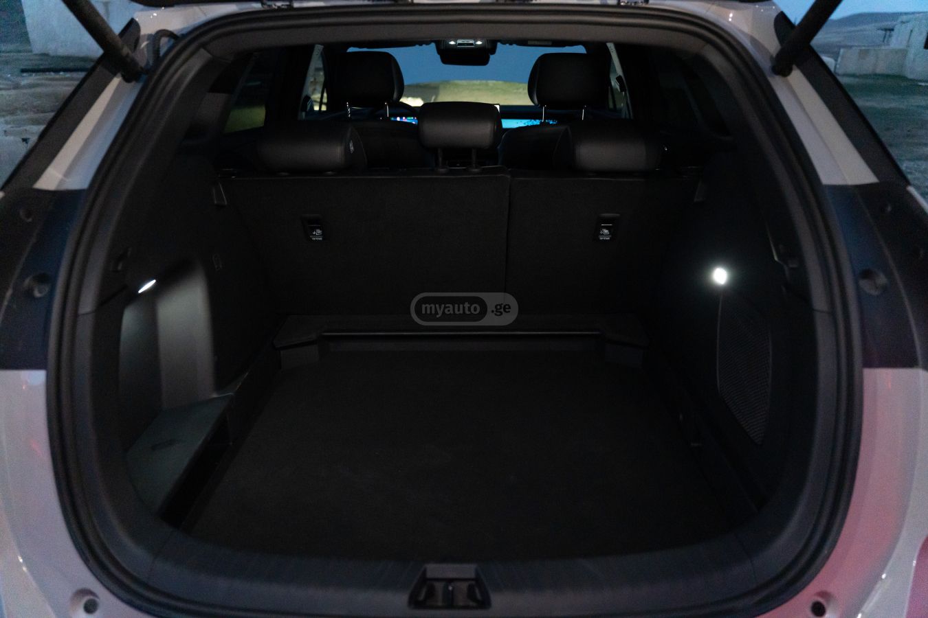 BYD Sealion 06 