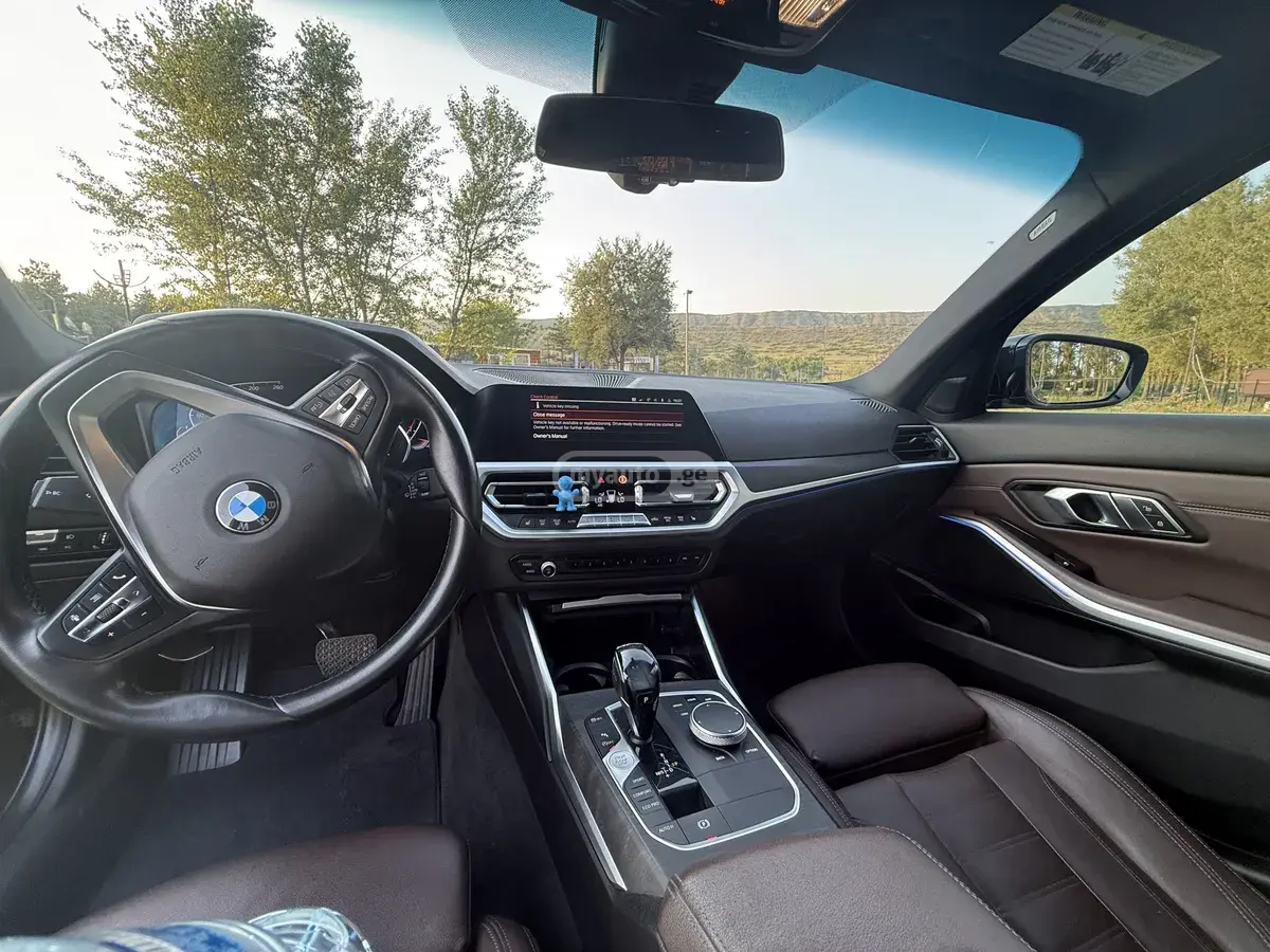 BMW 3 Series 330, миниатюра 11