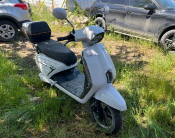 Vespa (VESPA 946)RED