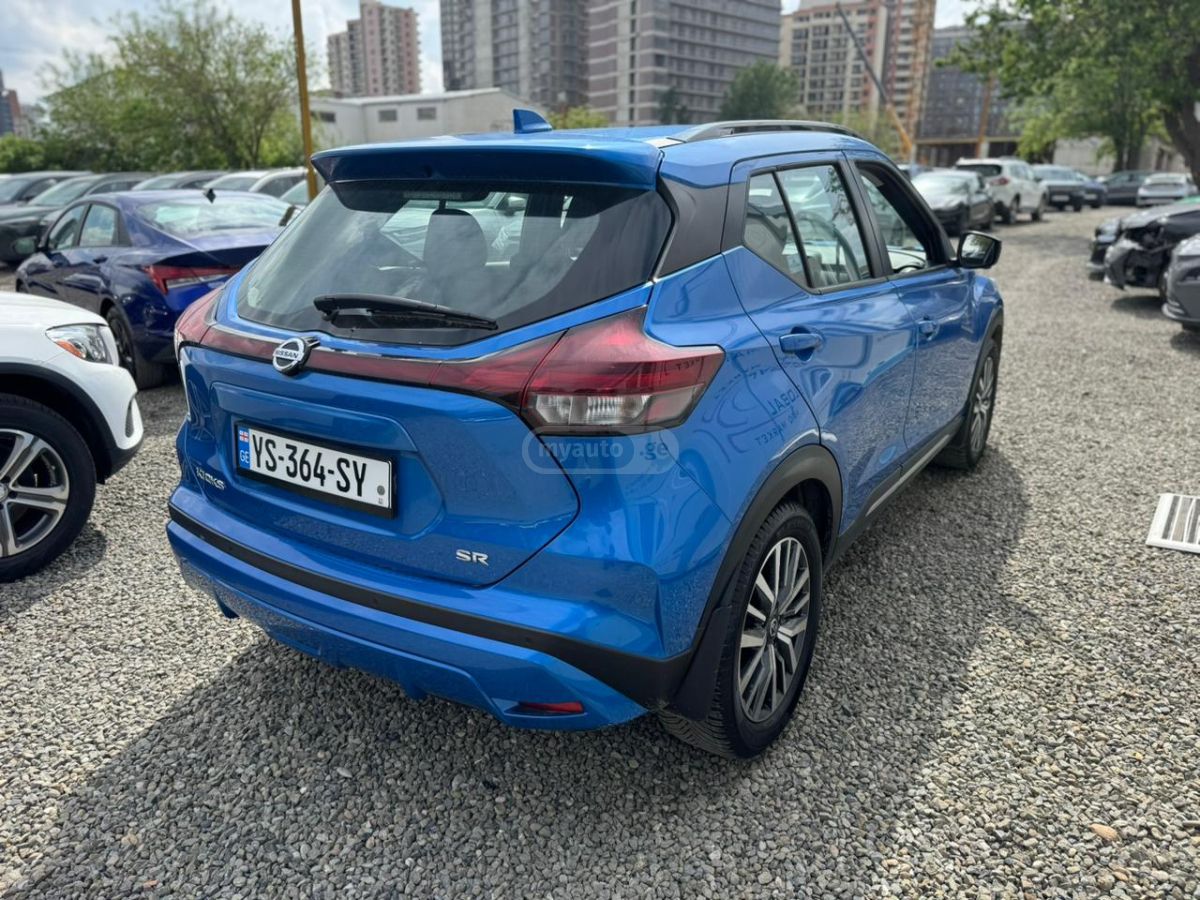 Nissan Kicks