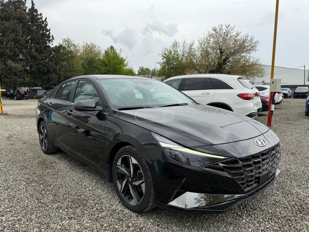 Hyundai Elantra