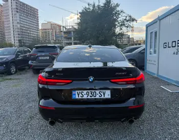 BMW 228 