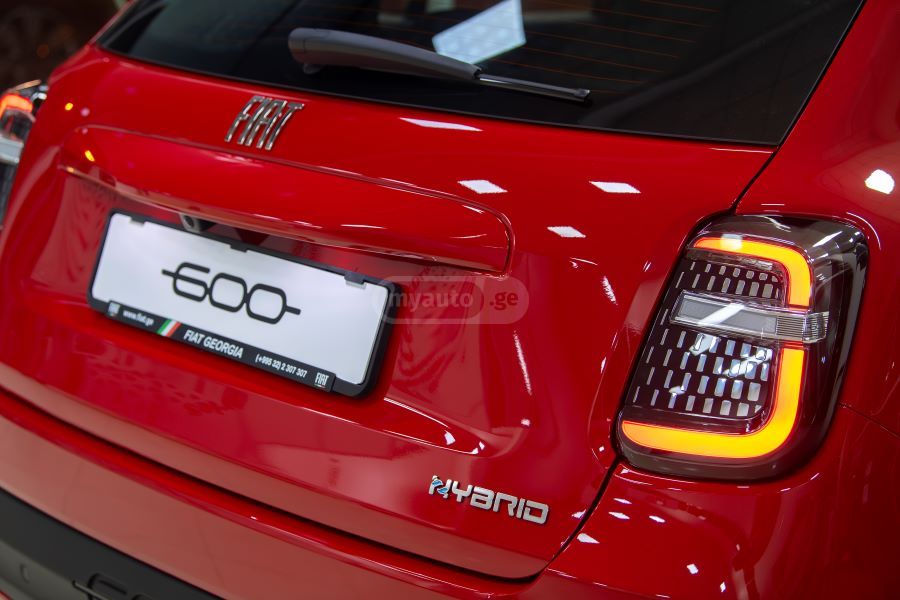 Fiat 600 Hybrid 