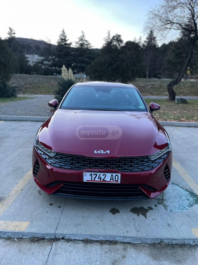 Kia K5 