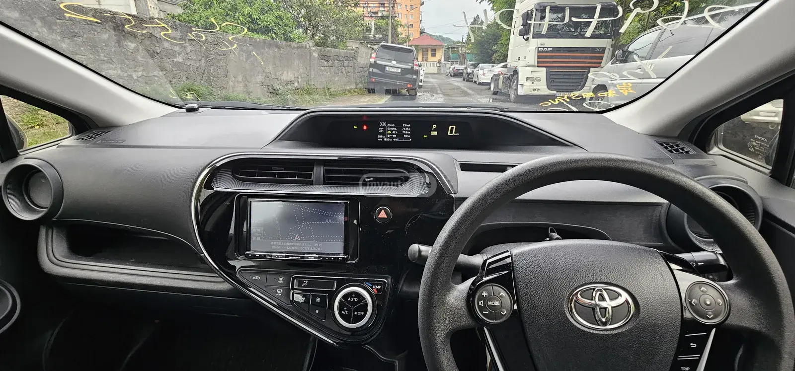 Toyota Aqua, миниатюра 6