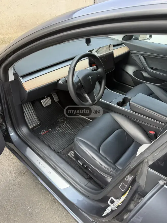 Tesla Model 3, миниатюра 11